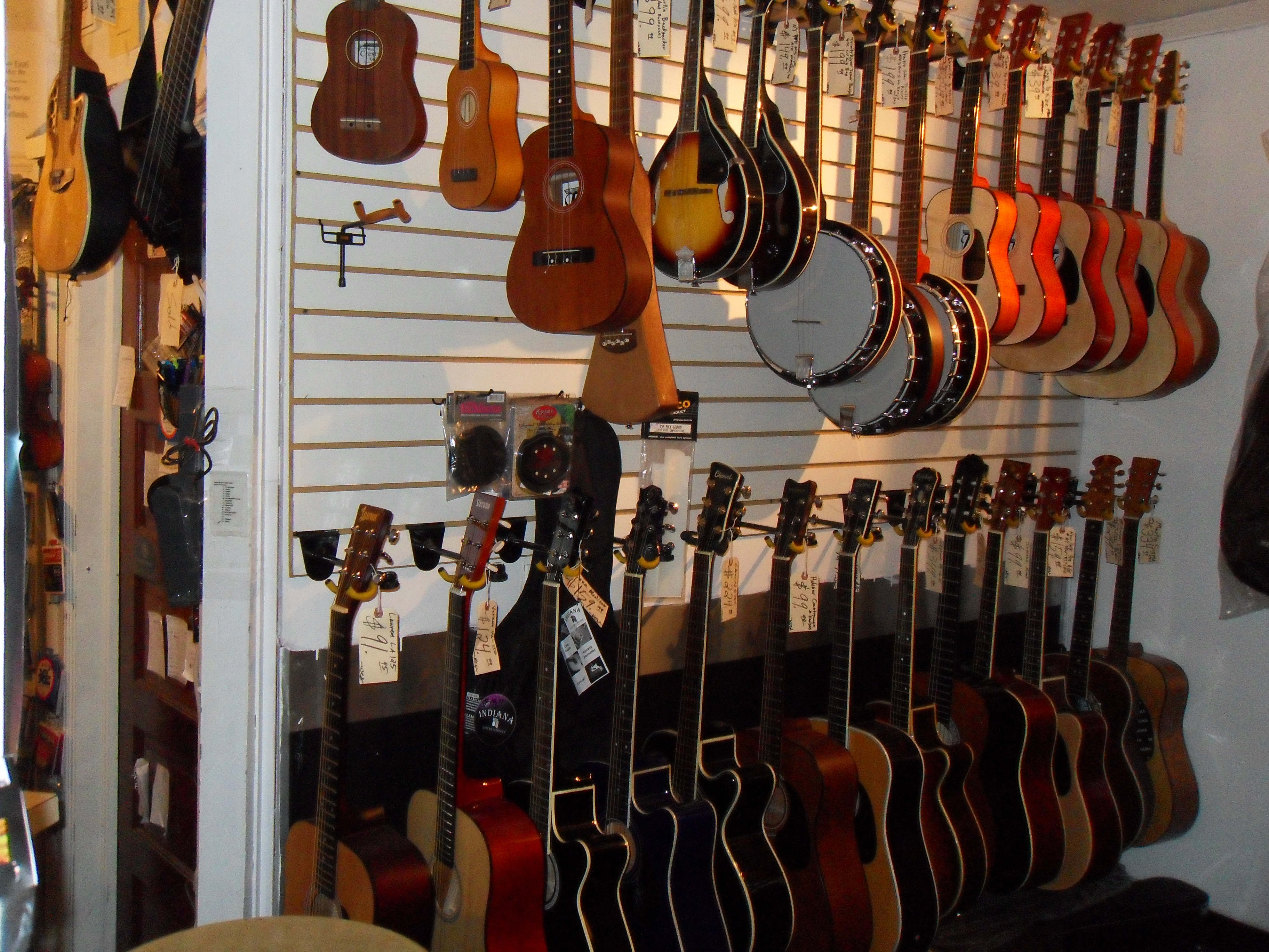Ukuleles Ukuleles